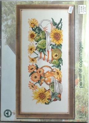 Stickpackung mit Sonnenblumen in Vasen von Permin